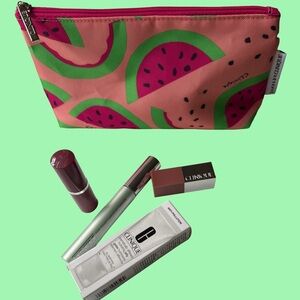 NWT Clinique 5 pc set of makeup bag with cosmetics